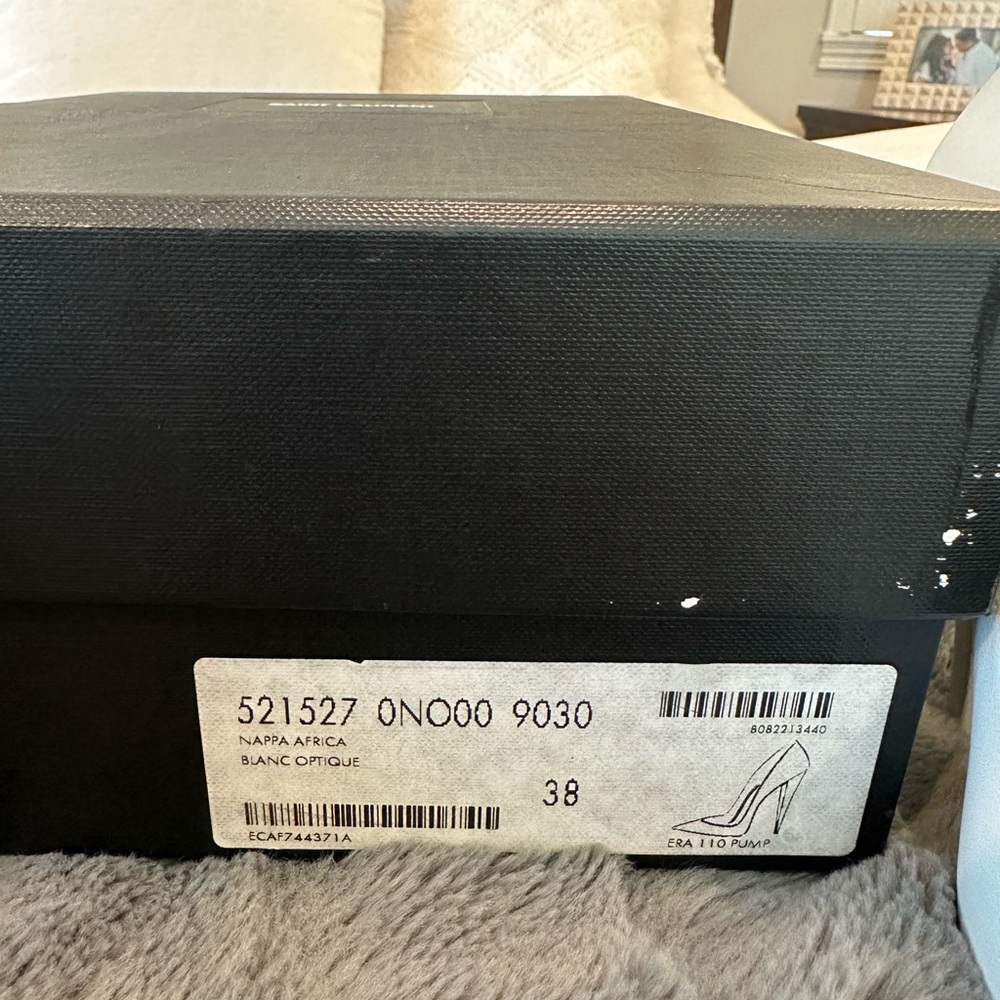Saint Laurent Women's White Heels - Picture 4 of 5